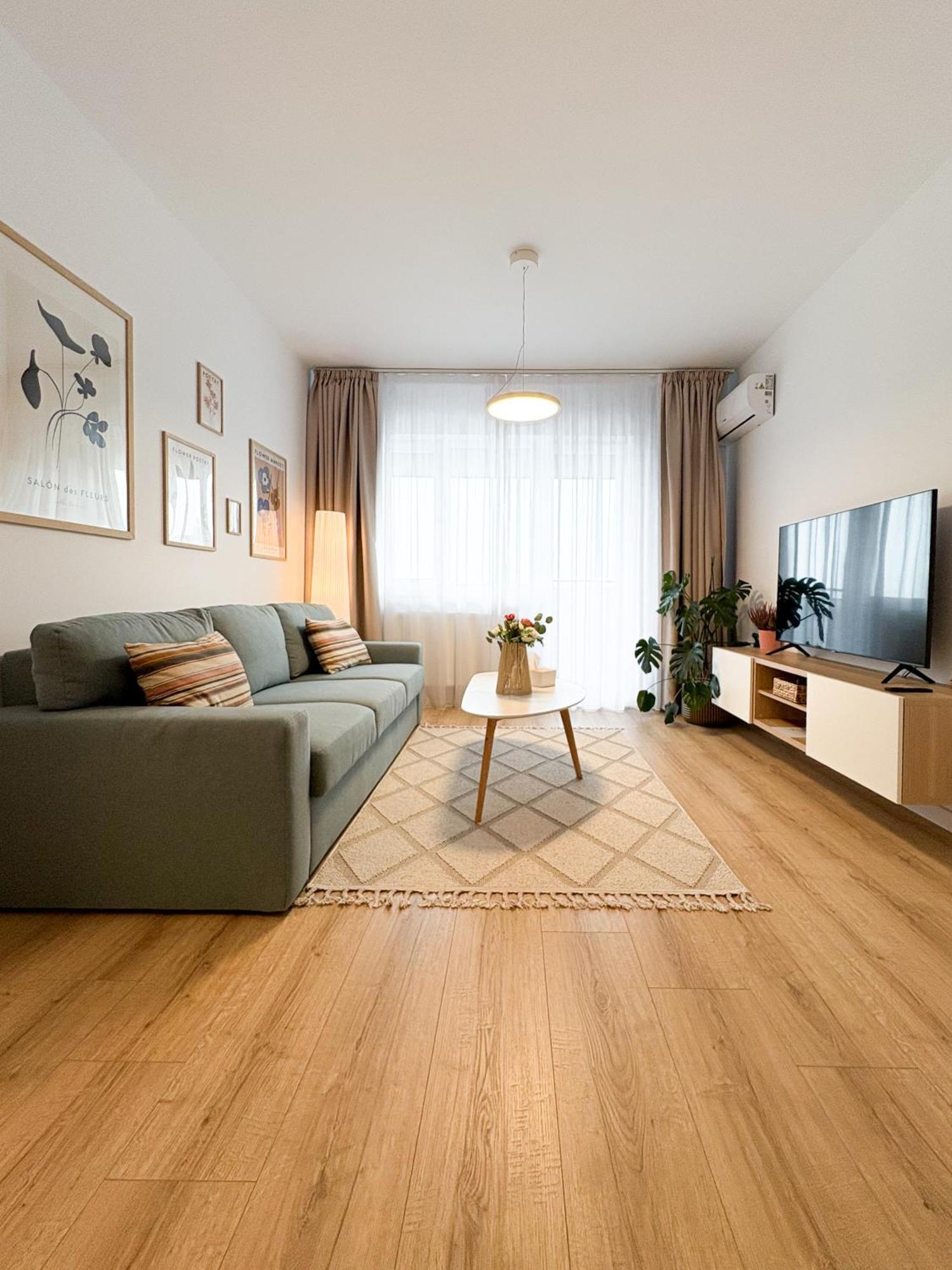 The Cozy Flat - Modern, New, 2 Rooms Apartment, Parking Βουκουρέστι Εξωτερικό φωτογραφία
